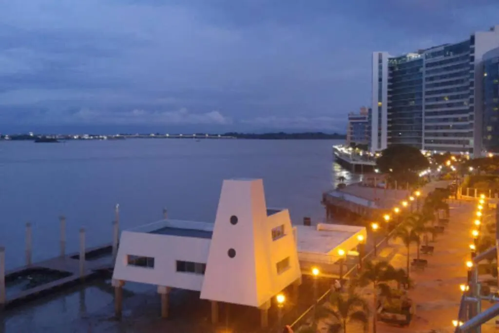 Bellini Puerto Santa Ana Apartman Guayaquil